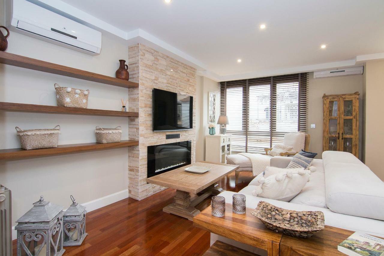 Duplex Lujo Centro Free Parking Apartment Granada Luaran gambar