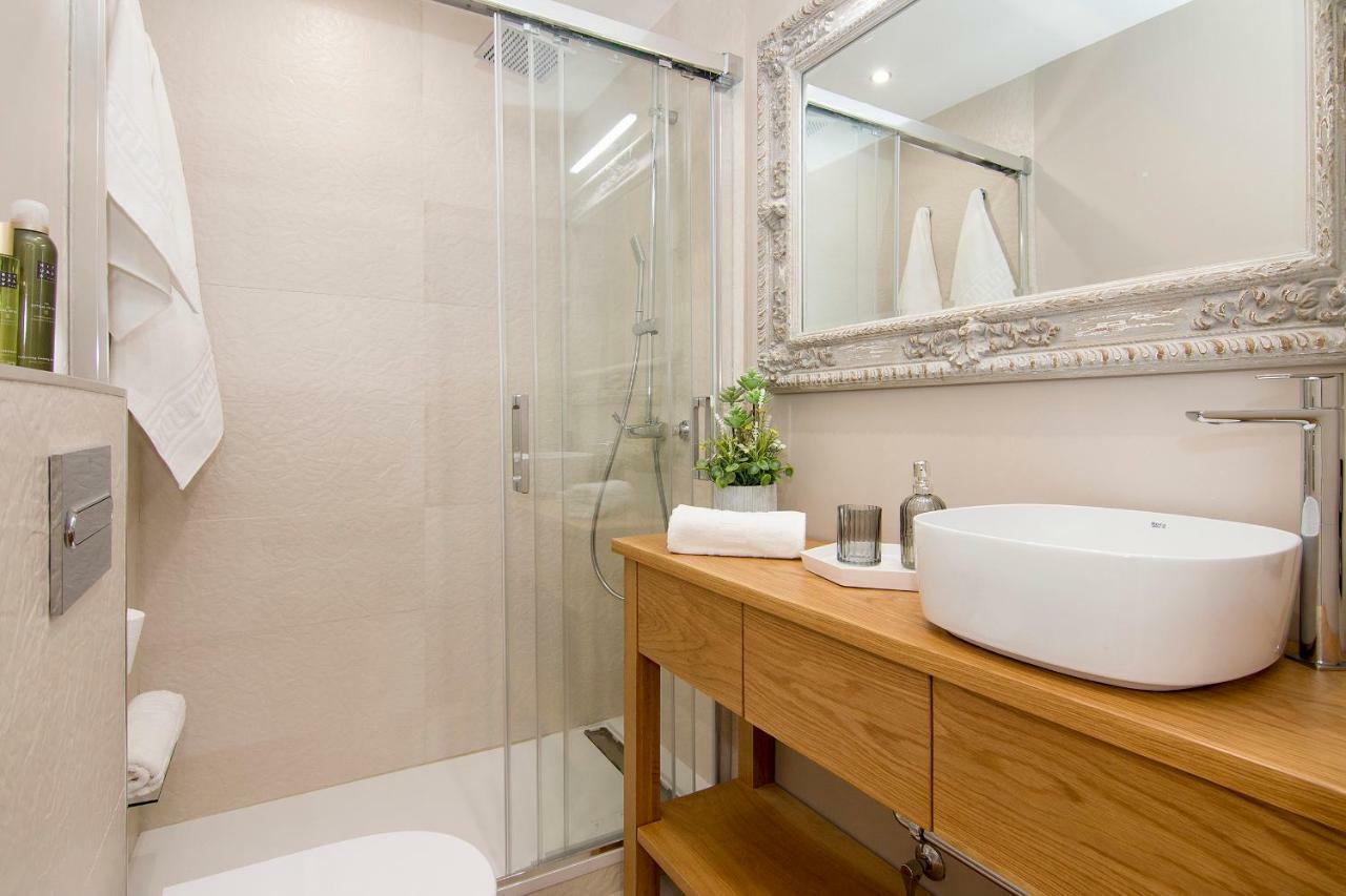 Duplex Lujo Centro Free Parking Apartment Granada Luaran gambar